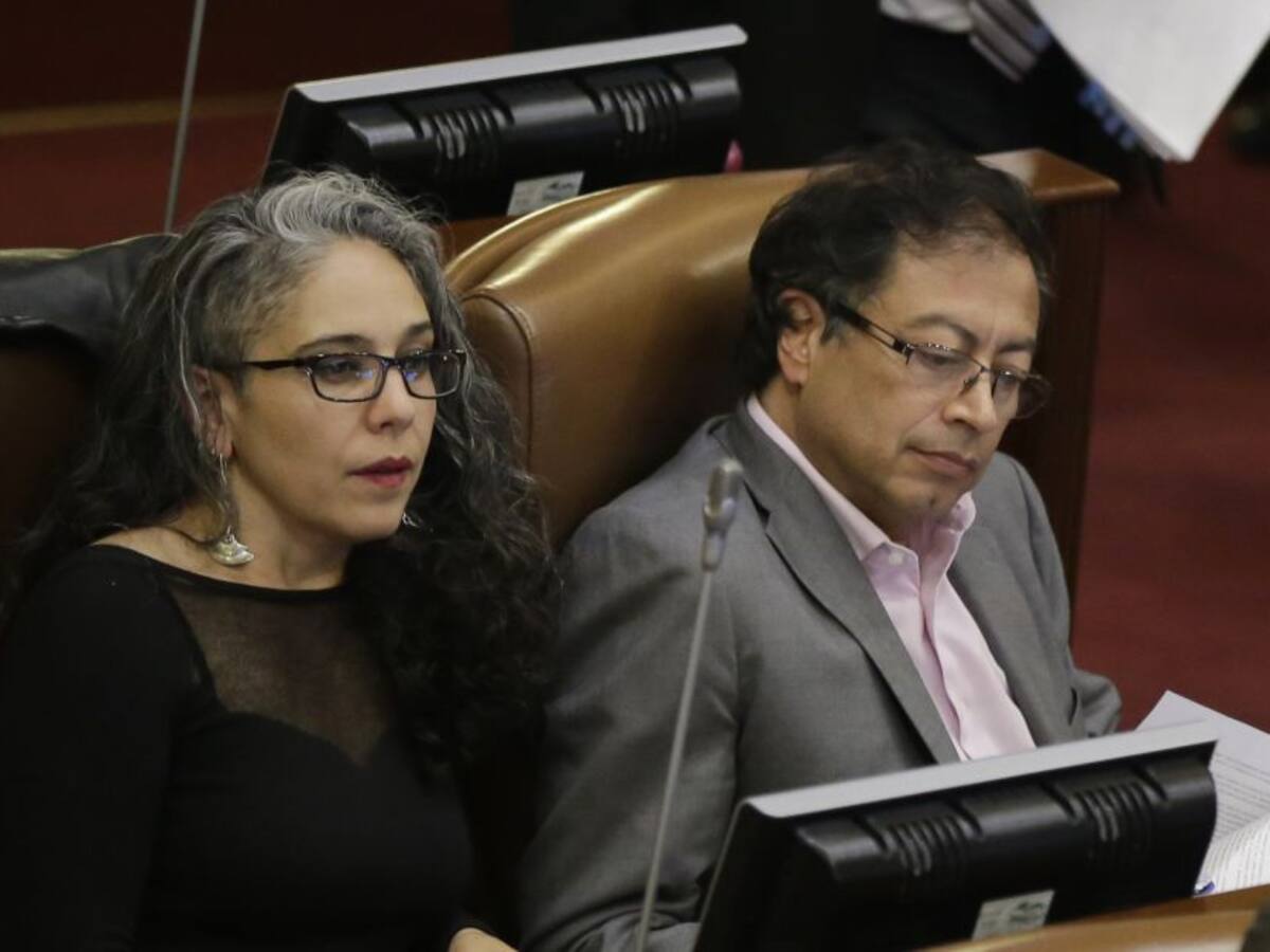 Gustavo Petro y María José Pizarro pidieron condonar la deuda externa