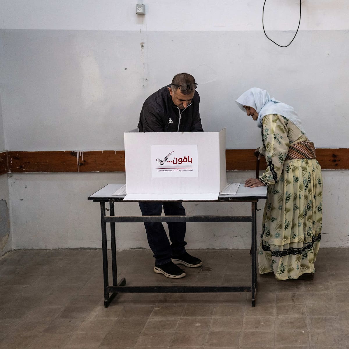 Palestinos votaron en las primeras elecciones desde la guerra en Gaza