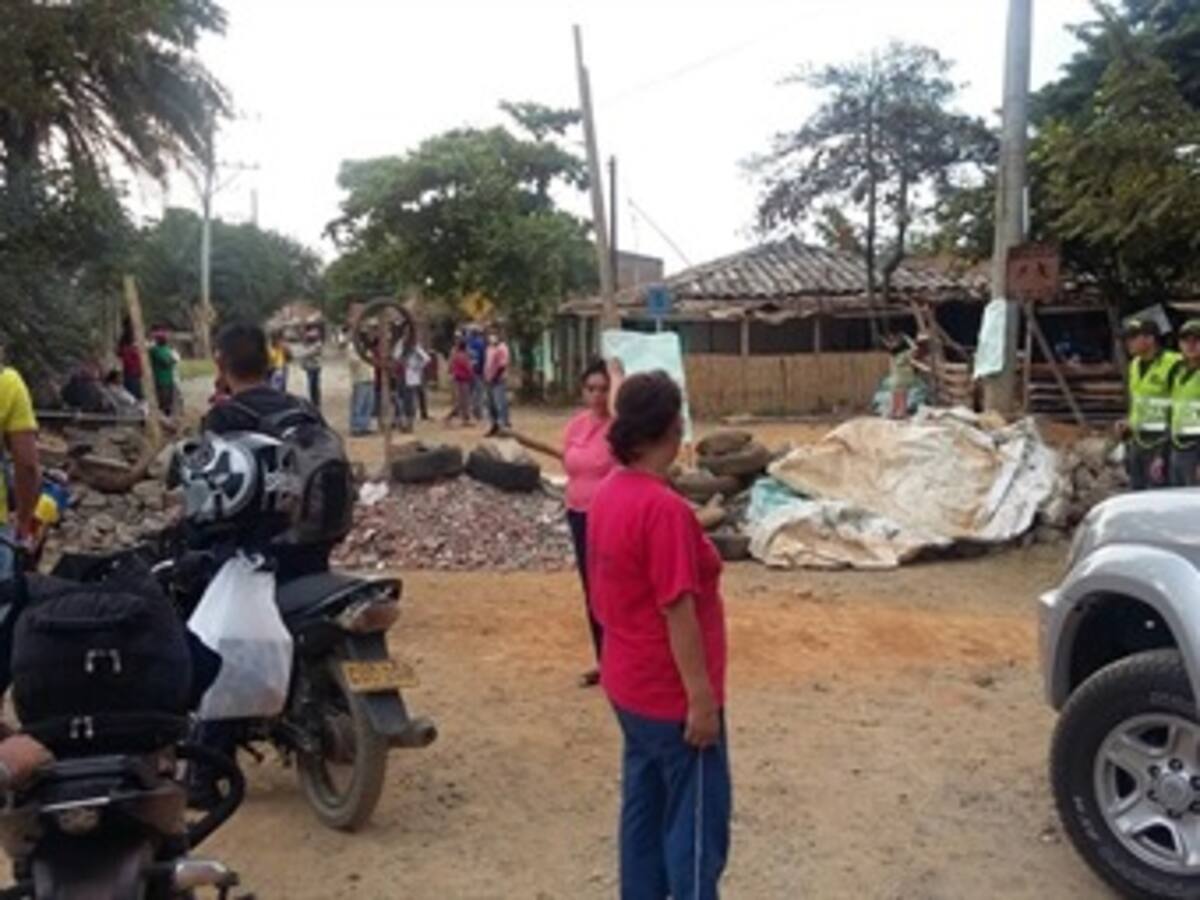 Bloqueado amaneció acceso a cárcel de Jamundí en el Valle del Cauca