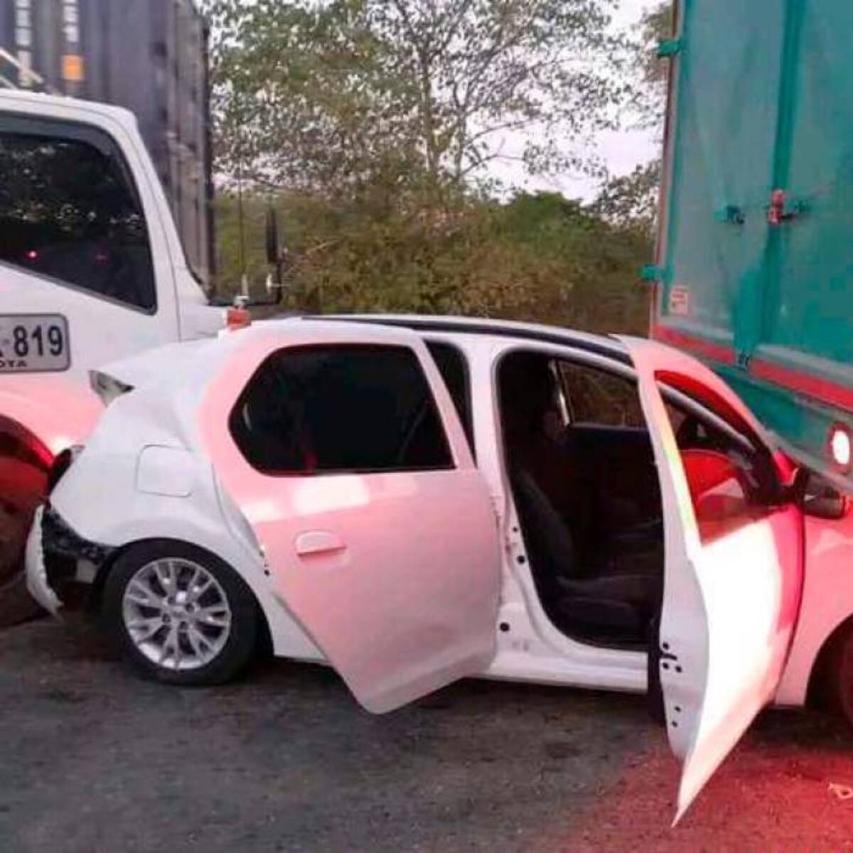 Tres heridos por accidente de tránsito en vía Zambrano y Plato- Magdalena