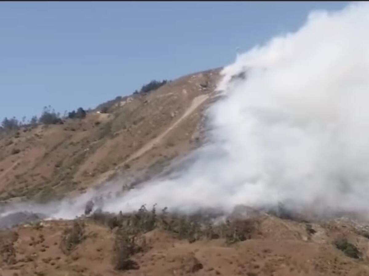 Se reactivó incendio en Panqueba, autoridades tratan de controlar las llamas