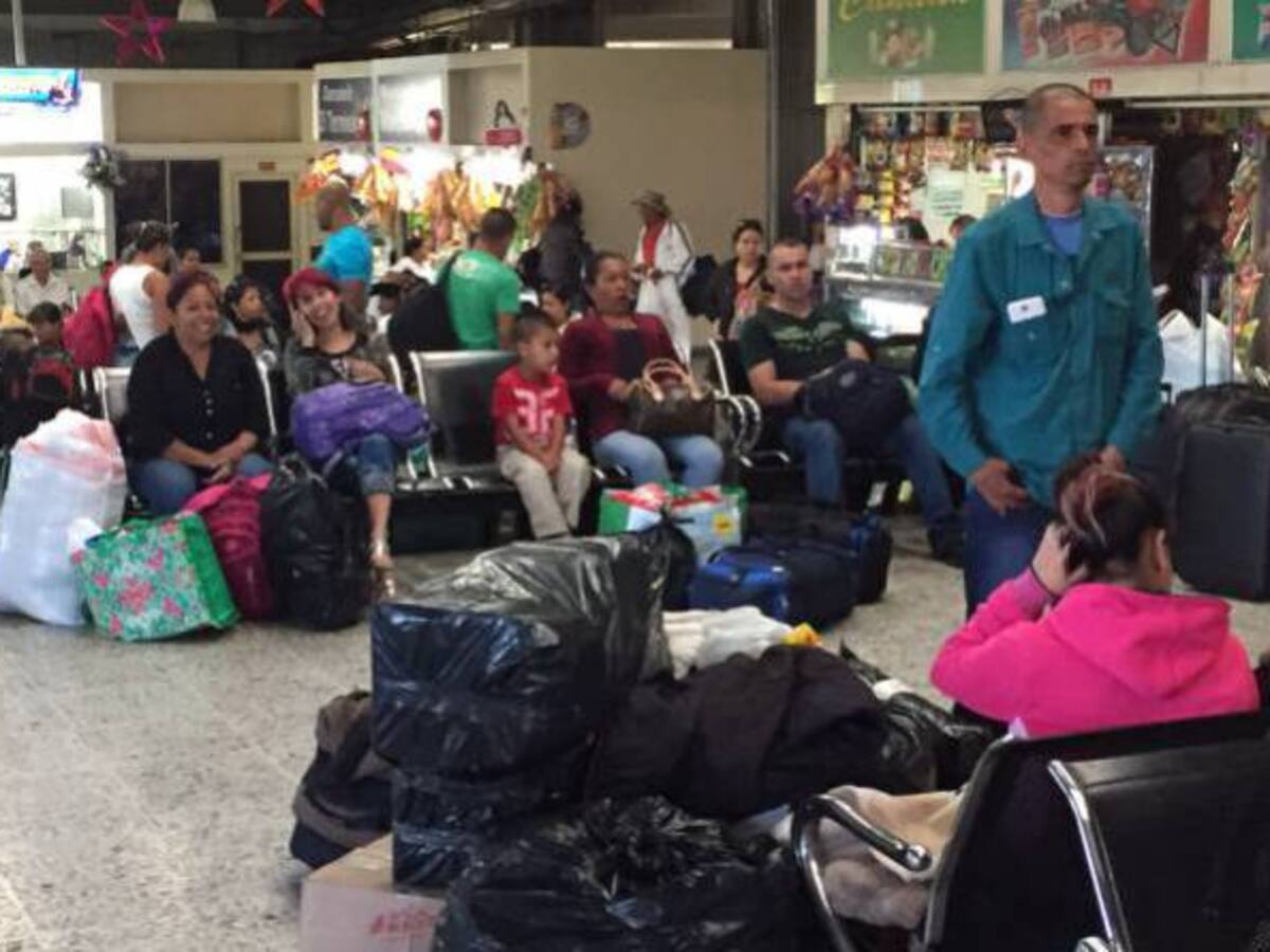 Cerca de 600 pasajeros se movilizarán por la terminal de transportes