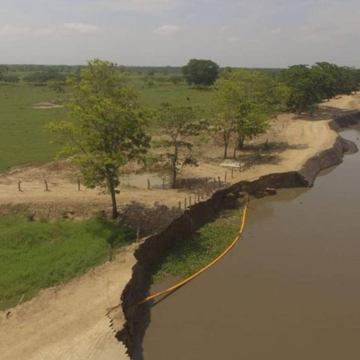 Asentamientos en zona del ferri en Salamina deben evacuar
