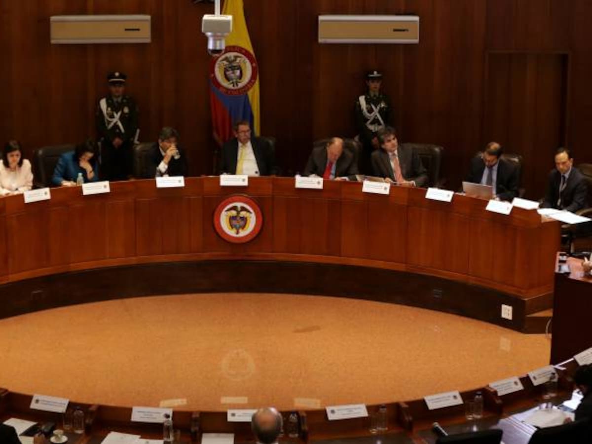 UIA tiene 5 días para explicar medidas cautelares sobre bienes de las FARC