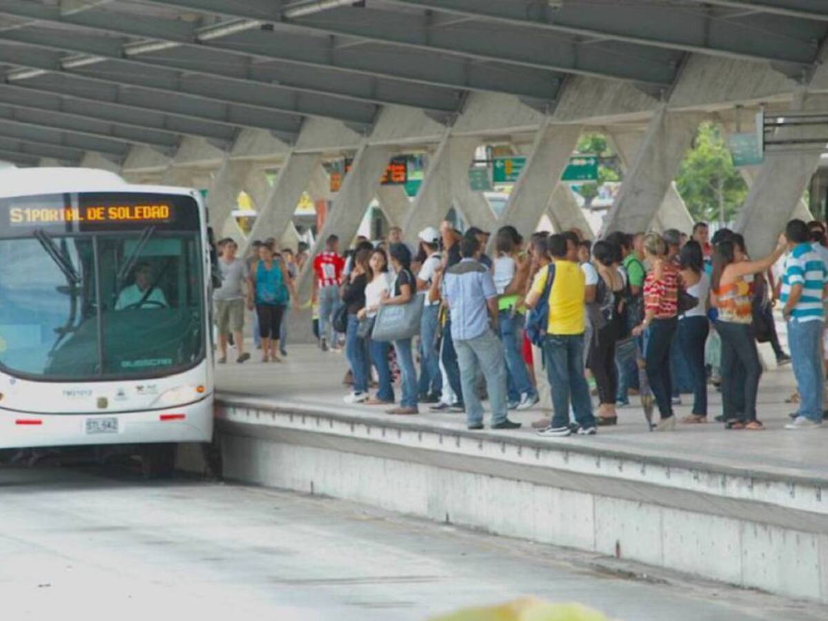 Detienen a joven por actos obscenos en Transmetro