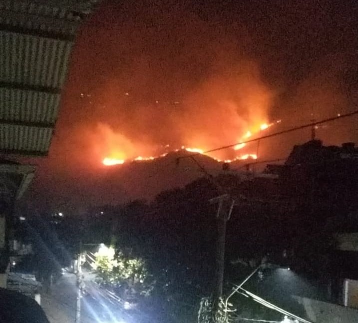 El fuego se originó en zona de reserva forestal.