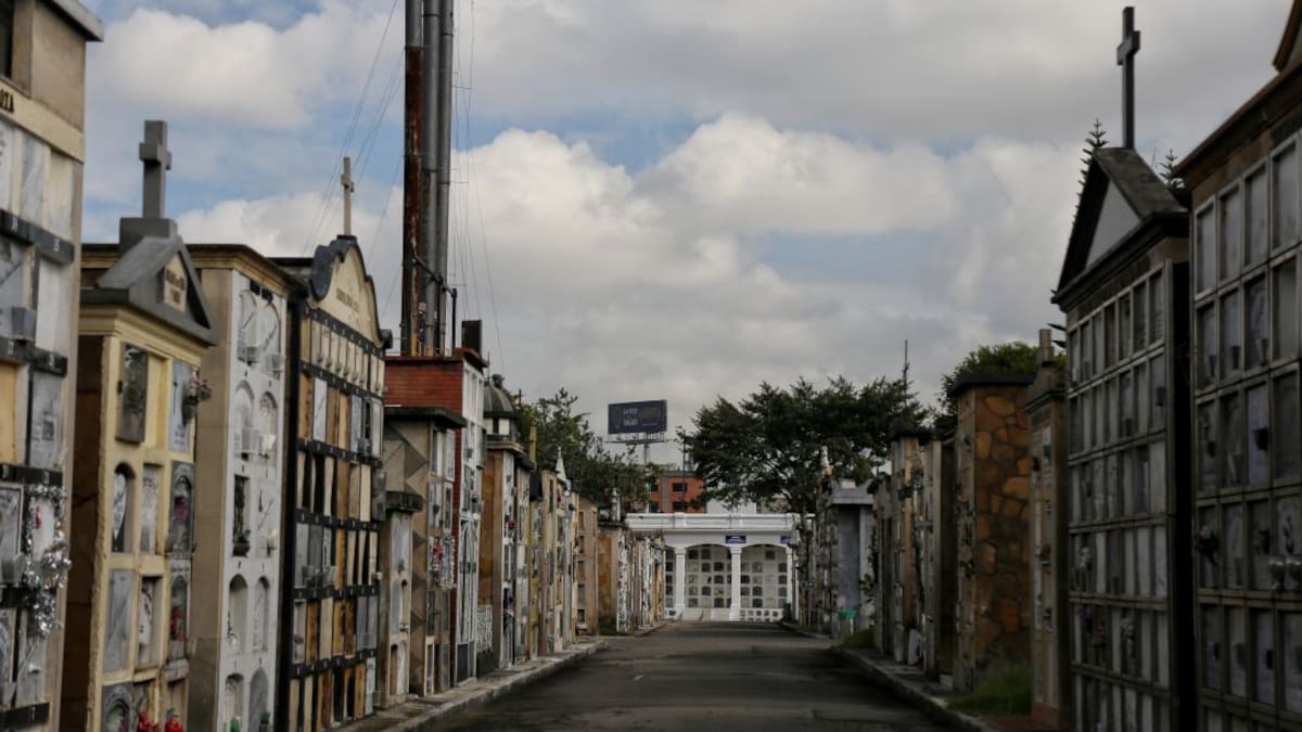 Multa de $2.292 millones de pesos para concesionario de cementerios en Bogotá