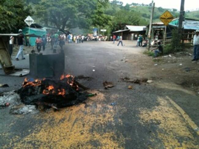 Mineros de Irra, Risaralda, enfrentados nuevamente con la Fuerza Pública