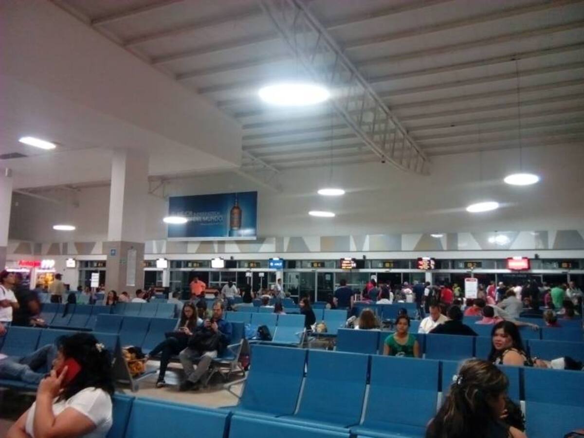 Otro grupo de santandereanos están "varados" en aeropuerto de Cartagena