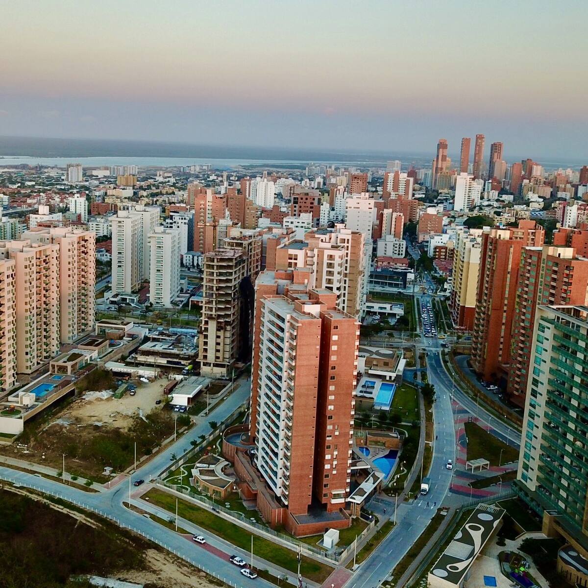 Allanan sede de Activos por Colombia en Barranquilla por presunta manipulación de información
