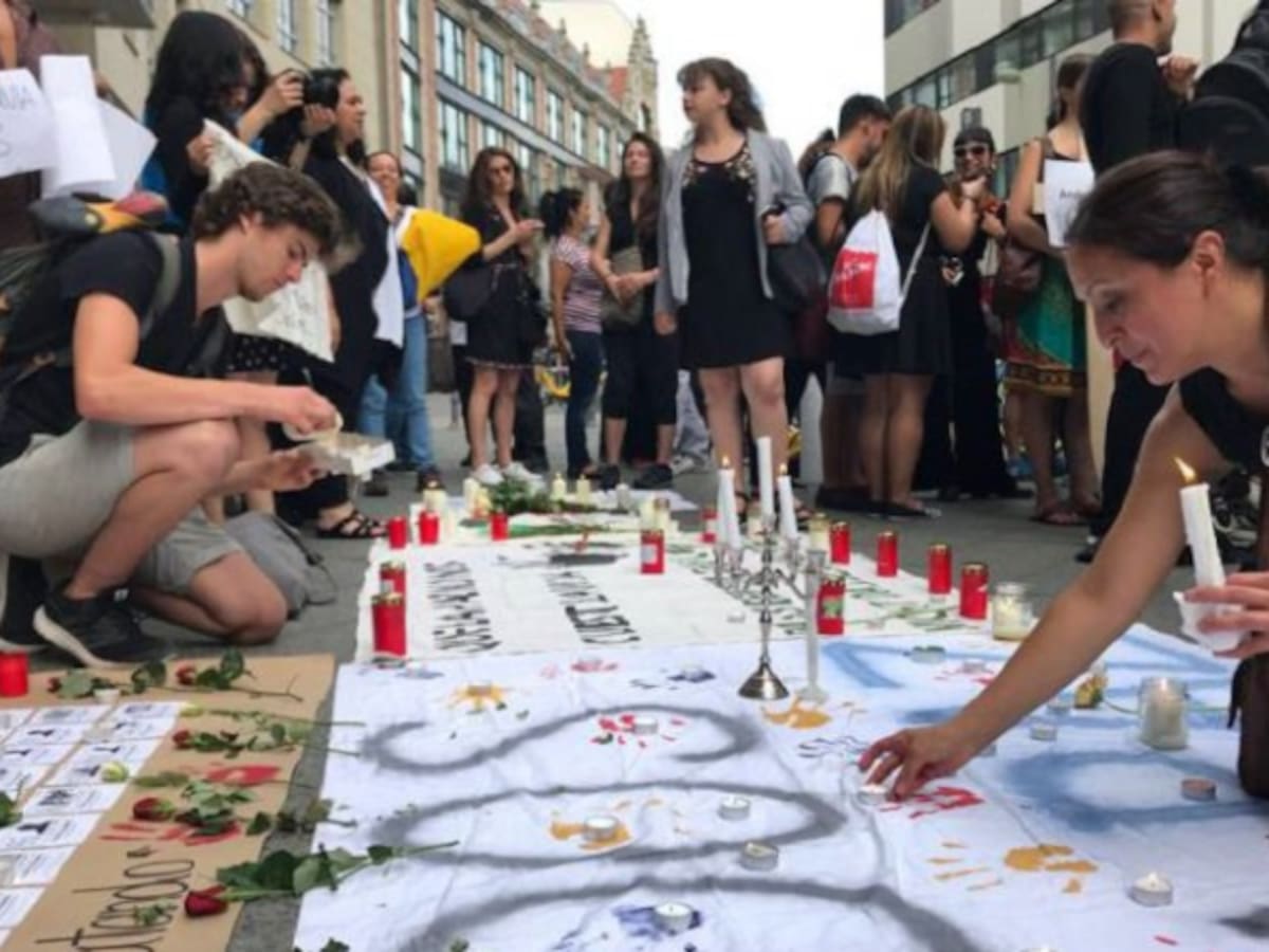 Líderes atemorizados emprenden acciones para salir del país