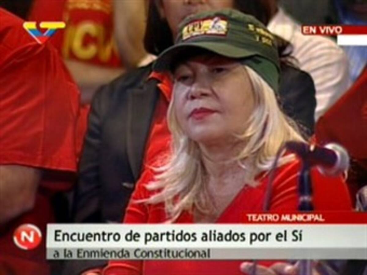 Chávez dice que 'está detenida' dirigente oficialista que atacó Globovisión