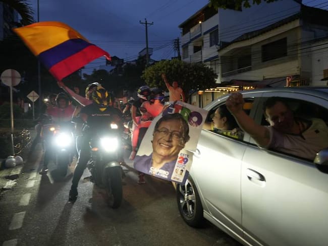 Celebraciones por la victoria de Petro en Colombia. Foto: Getty