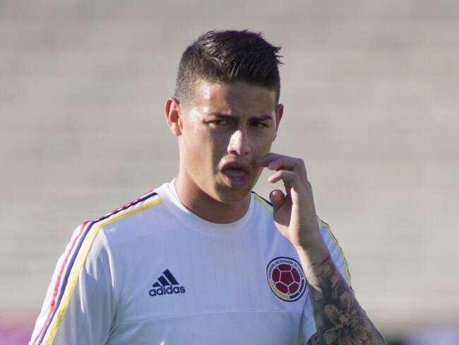 James supera las pruebas y queda habilitado para jugar ante Paraguay