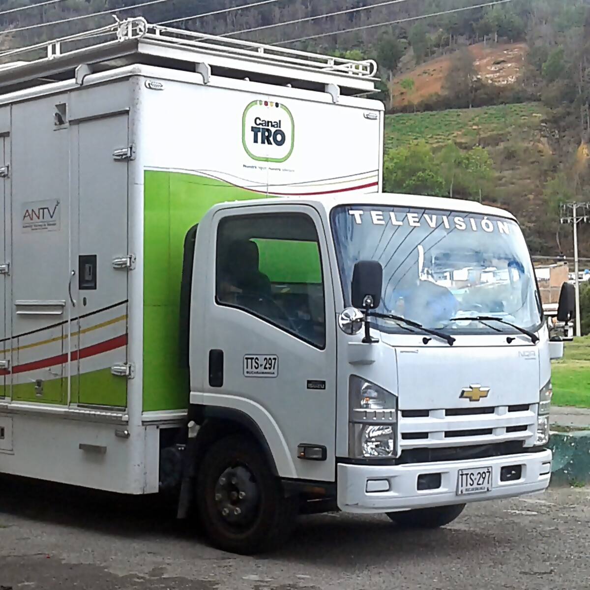 Roban equipo del canal regional TRO que cubría los Juegos Nacionales en Armenia