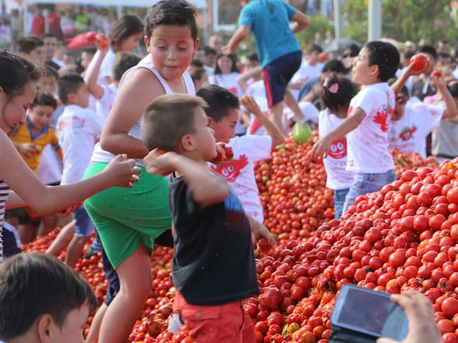 Los más pequeños también tendrán su espacio para disfrutar de la edición 16 de la Gran Tomatina Colombiana en Sutamarchán, Boyacá / Foto: Suministrada.