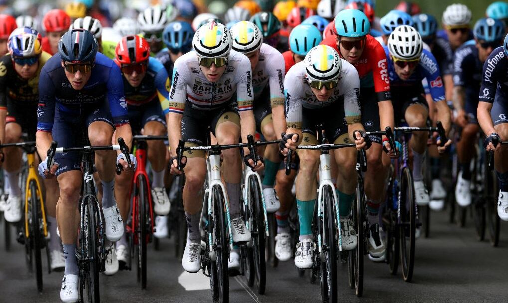 Pelotón del Tour de Francia durante la etapa 11 (Photo by Michael Steele/Getty Images)
