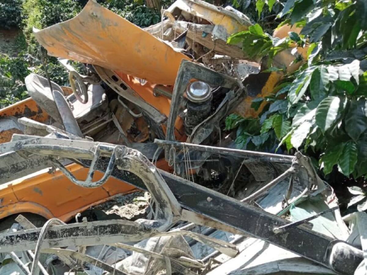 Un muerto y dos heridos dejó accidente en Bruselas, Pitalito