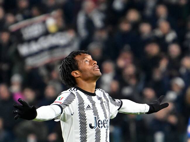 Juan Guillermo Cuadrado celebra su gol ante el Inter de Milán. (Photo by Diego Puletto/Getty Images)