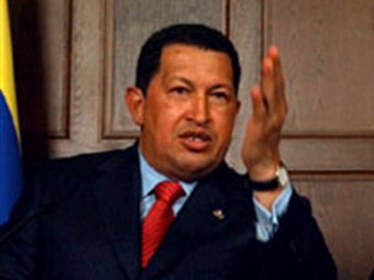 Chávez ordenó suspender operaciones contra FARC cuando llegó al poder, dice ex director de inteligencia venezolano