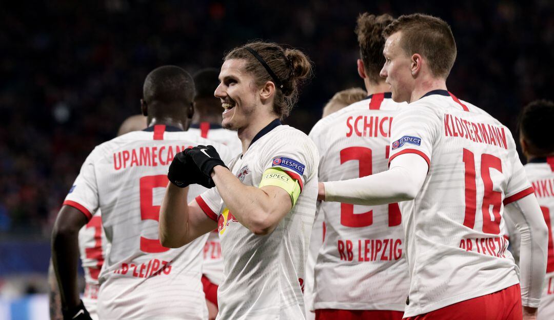 El capitán del RB Leipzing, Marcel Sabitzer, quien marcó dos goles en el partido.