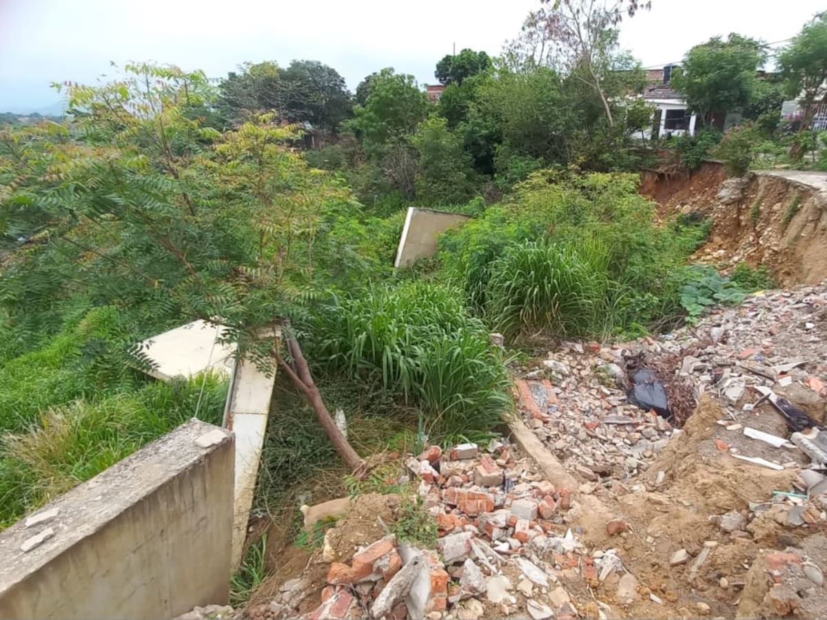 Muro construido por el Fondo de Adaptación solo duró tres años