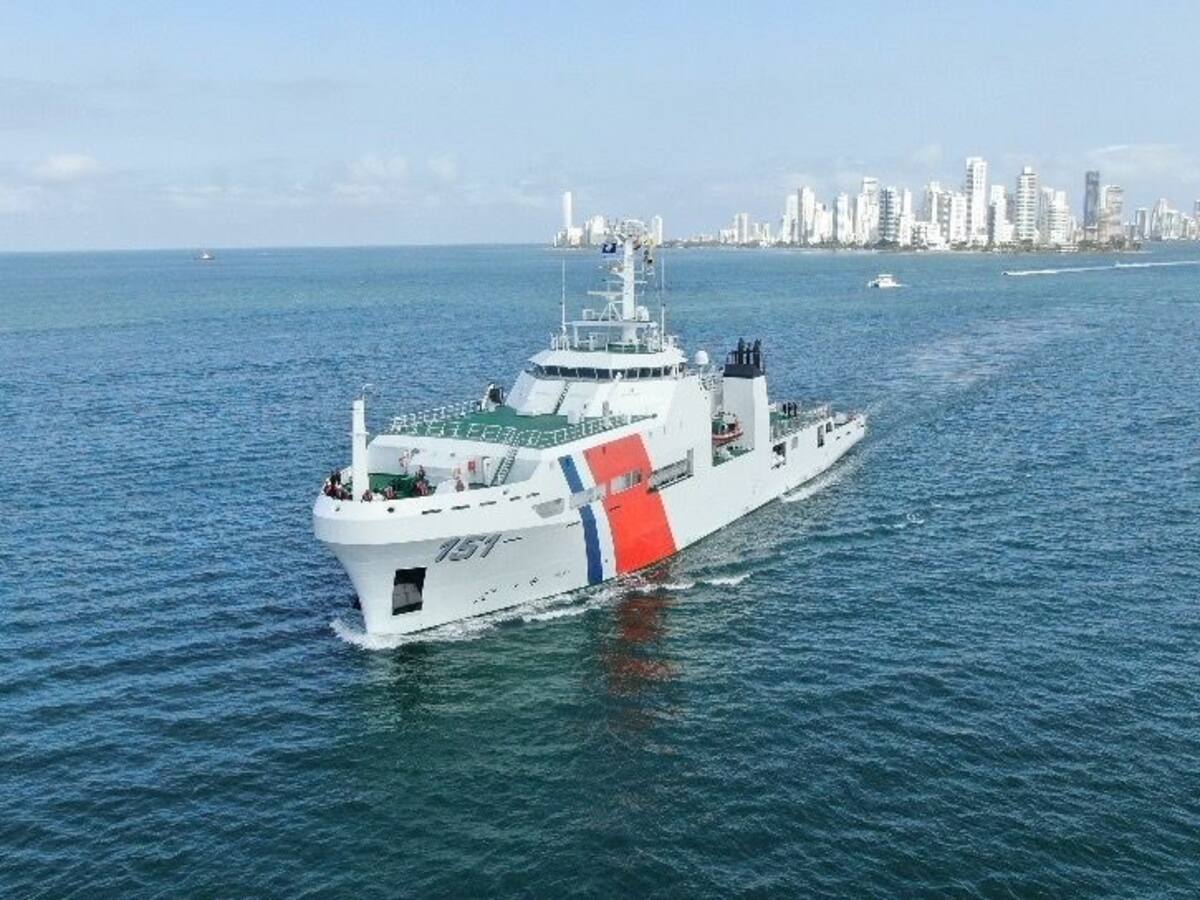 Buque ARC Simón Bolívar zarpó hacia su primera campaña de investigación científica
