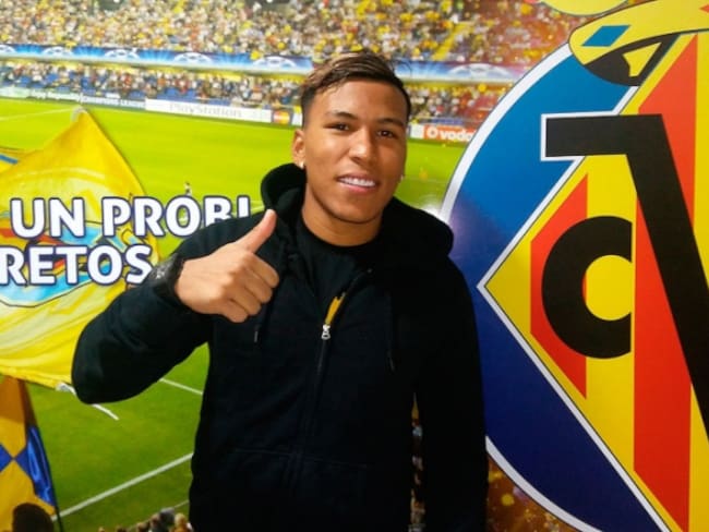 Dupla colombiana: Villarreal presenta oficialmente a Roger Martínez como nuevo jugador