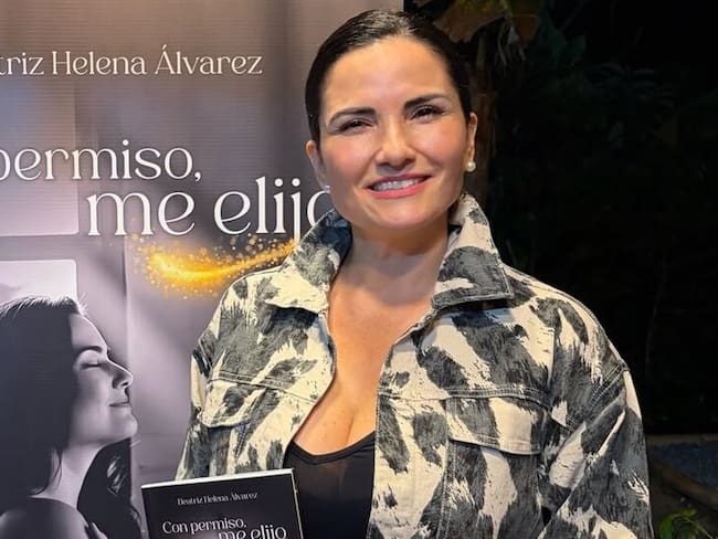 “Con permiso, me elijo”: el viaje de Beatriz Helena Álvarez hacia la libertad interior