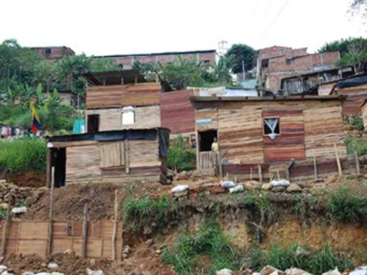 Gobierno reporta reducción en índices de pobreza del país