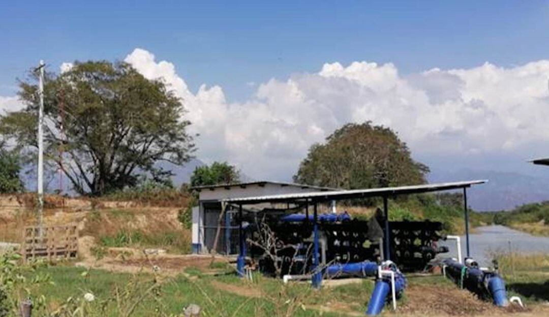 Conexión ilegal, Riofrío