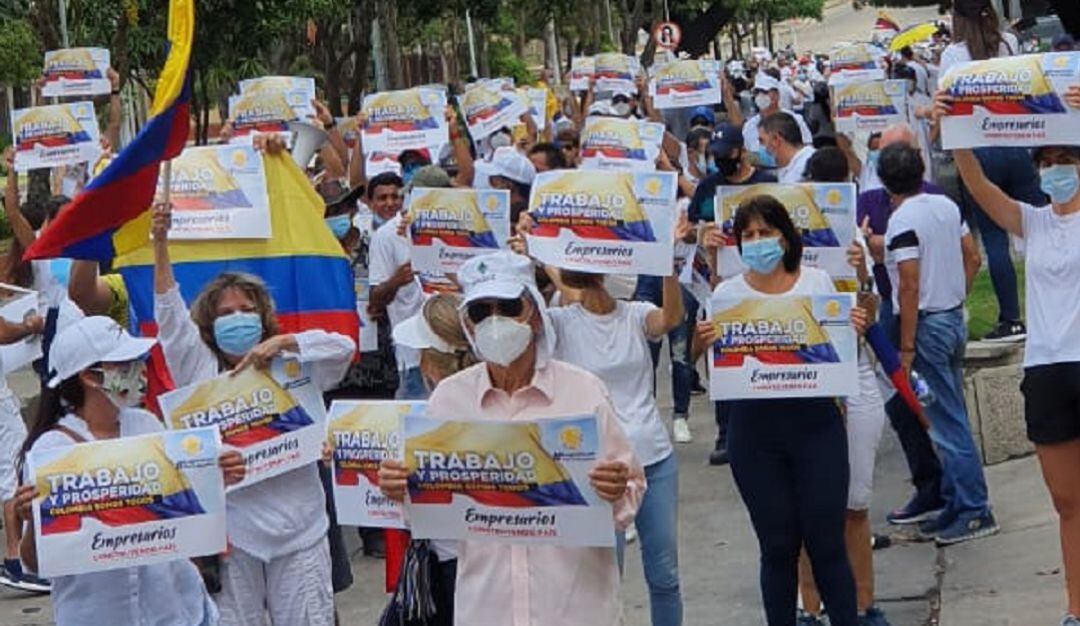 Empresarios marchando