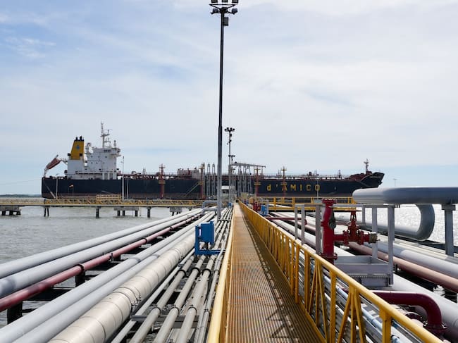 Ecopetrol contrata buque de uso exclusivo para transportar combustibles