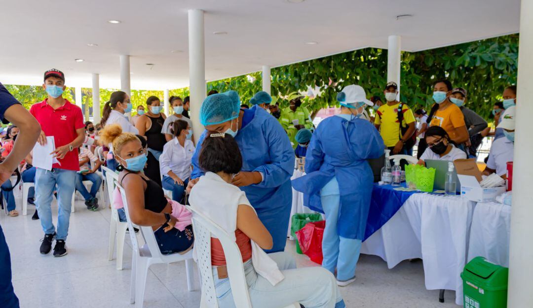 Cartagena cuenta con un avance del 70% en la aplicación de segundas dosis y un 25% en dosis de refuerzos.
