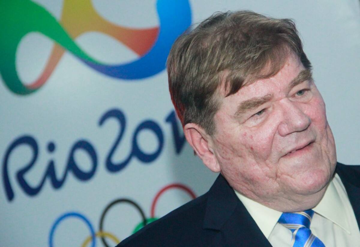 Helmut Bellingrodt es el primer colombiano con dos preseas olímpicas. En la competencia de tiro deportivo, blanco móvil 10 metros, logró dos medallas de plata, la primera en Múnich 1972 y la segunda en Los Ángeles 1984.