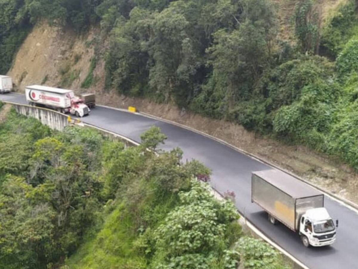 Camioneros rechazan nuevo cierre de La Línea, advierten pérdidas económicas