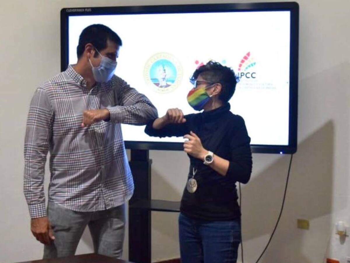 IPCC firma convenio con Cámara De Comercio para emprendedores