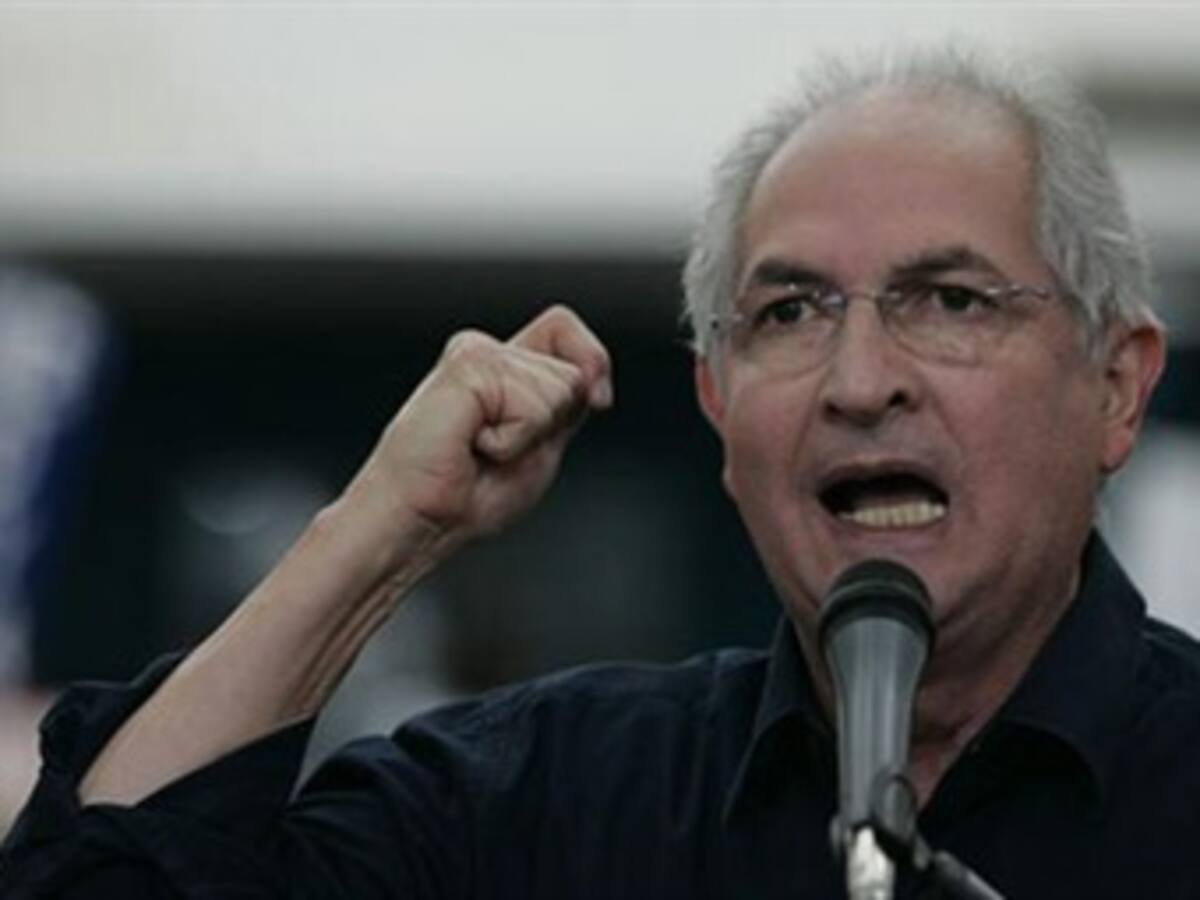 Los cubanos en Venezuela "están metidos hasta en la sopa": Antonio Ledezma