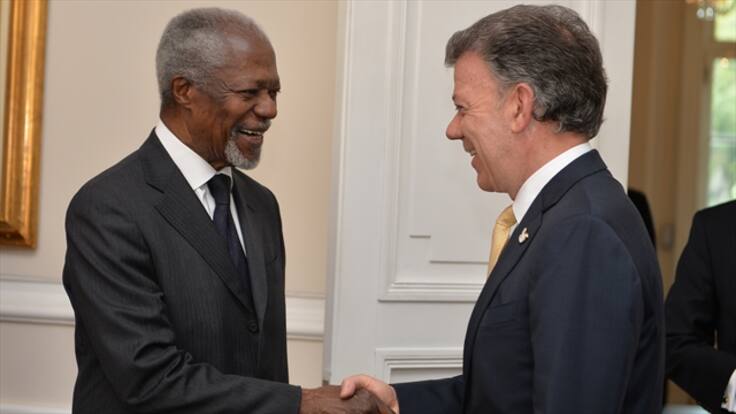 Kofi Annan dice que no es fácil hacer la paz, y quiere ayudar en el proceso