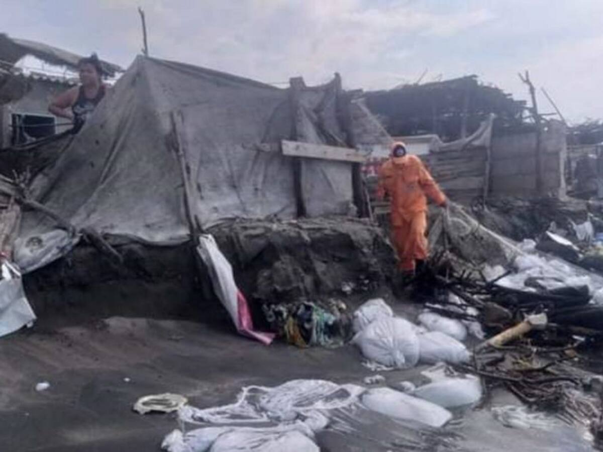 Fuerte oleaje destruye viviendas del municipio de Puebloviejo, Magdalena