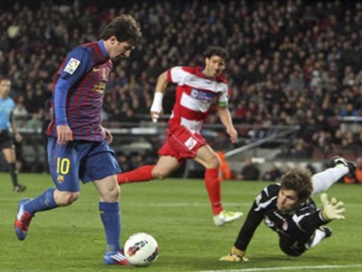 Messi marcó tres goles y se convierte en el máximo goleador de la historia del Barcelona