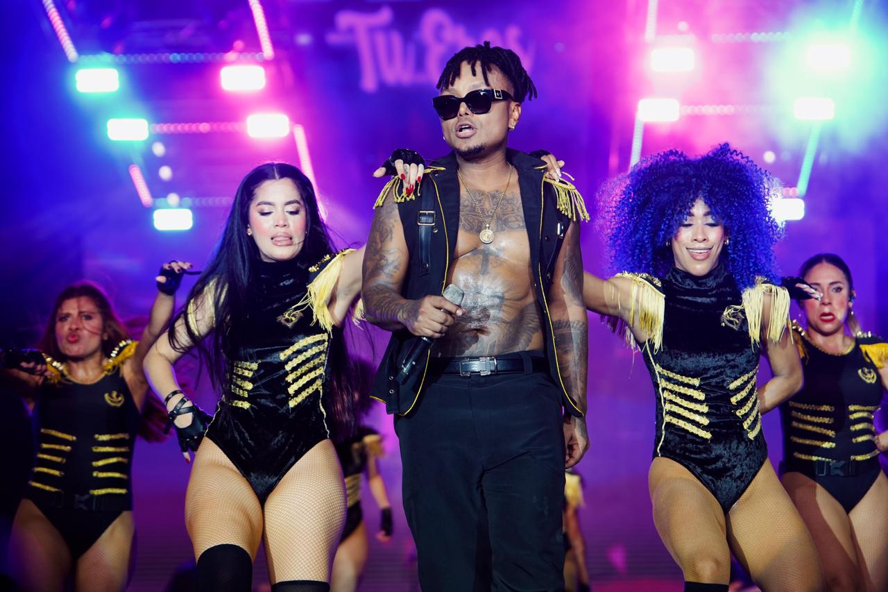 Mr. Black convirtió el Preludio de Canapote en escenario para su nuevo videoclip