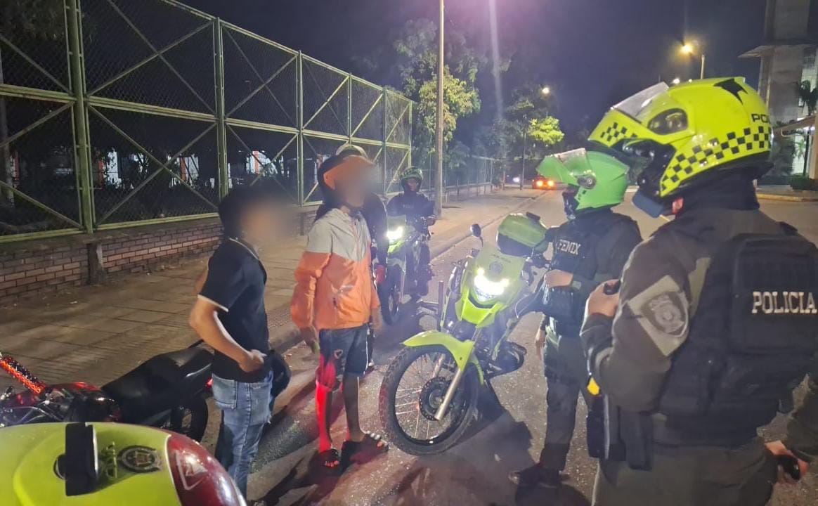 A la línea de emergencia 123 ingresaron un total de 2.564 llamadas, destacando entre estas: 144 por riña, 101 por alteración a la tranquilidad pública y 26 por personas sospechosas.