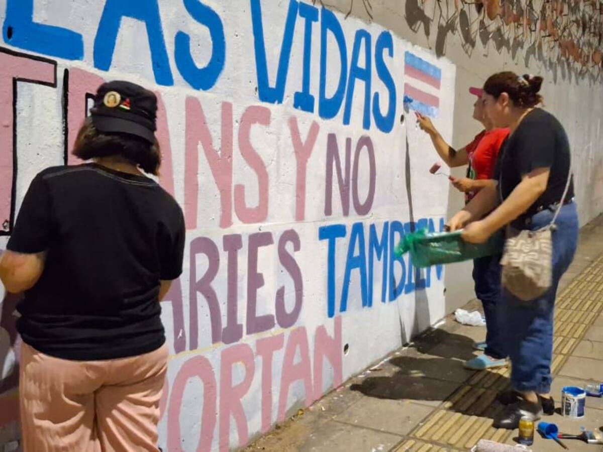 Mujeres presentan acto de denuncia por murales que fueron borrados en Bucaramanga