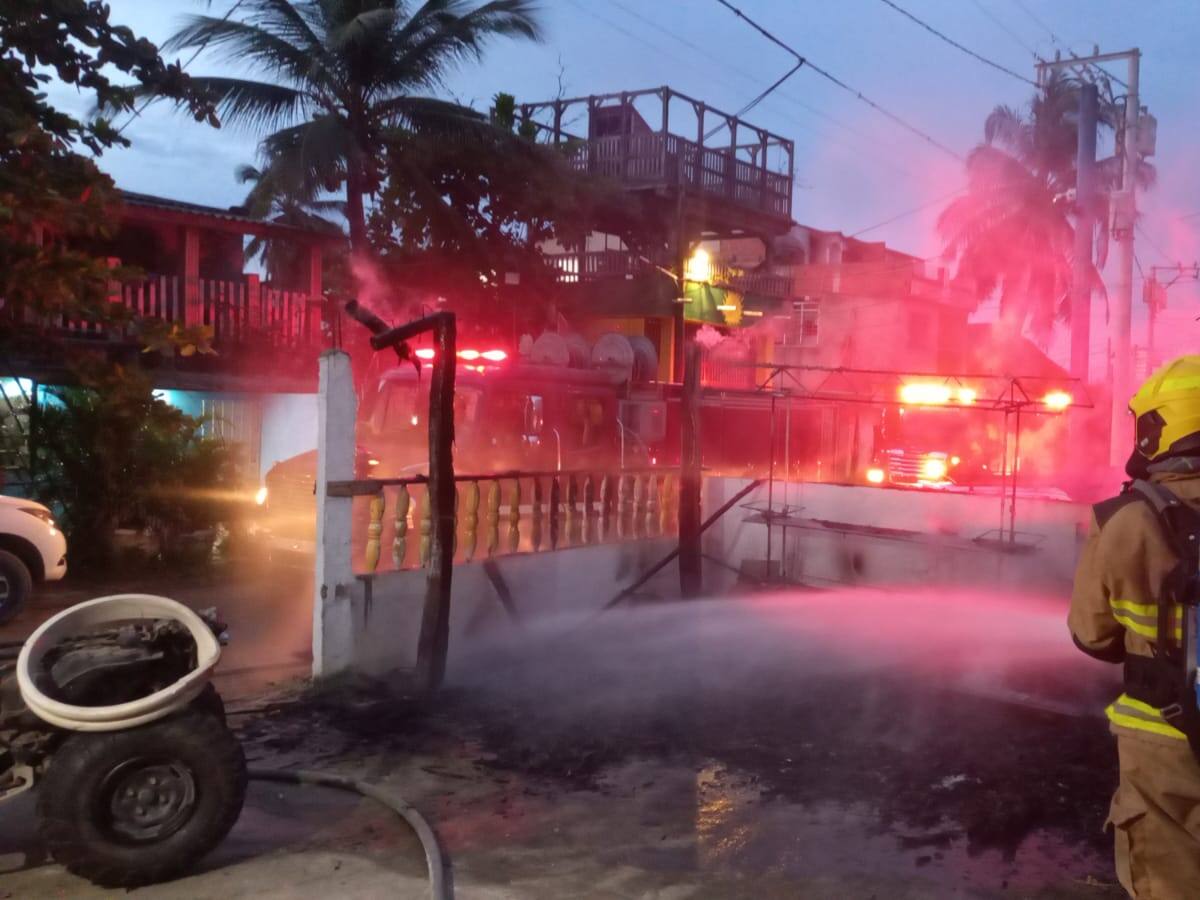 Incendio afectó a Casa Museo de Pescadores y restaurante en La Boquilla: comunidad pide investigar