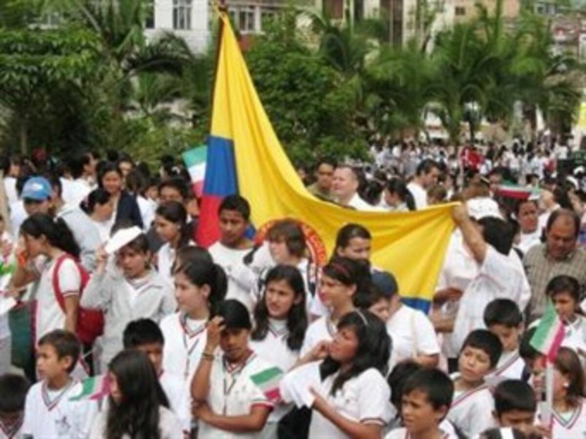 En el Huila mil estudiantes cumplen una semana de paro por falta de maestros