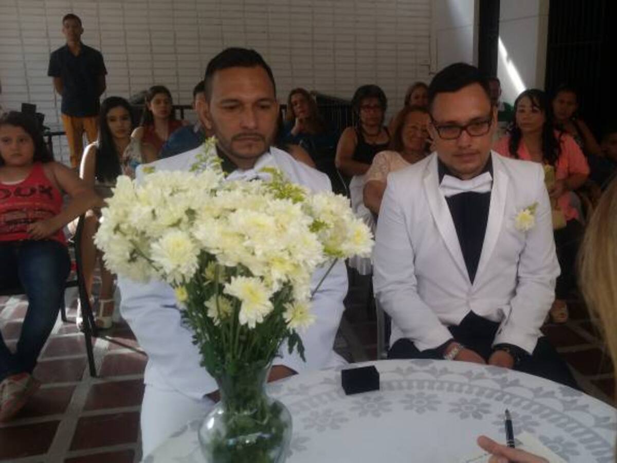 Diego y José, la primera pareja gay que contrae matrimonio