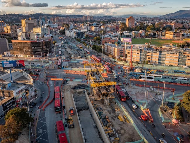 En 40% avanza la construcción de deprimido y puente elevado en la Av. Suba con calle 100