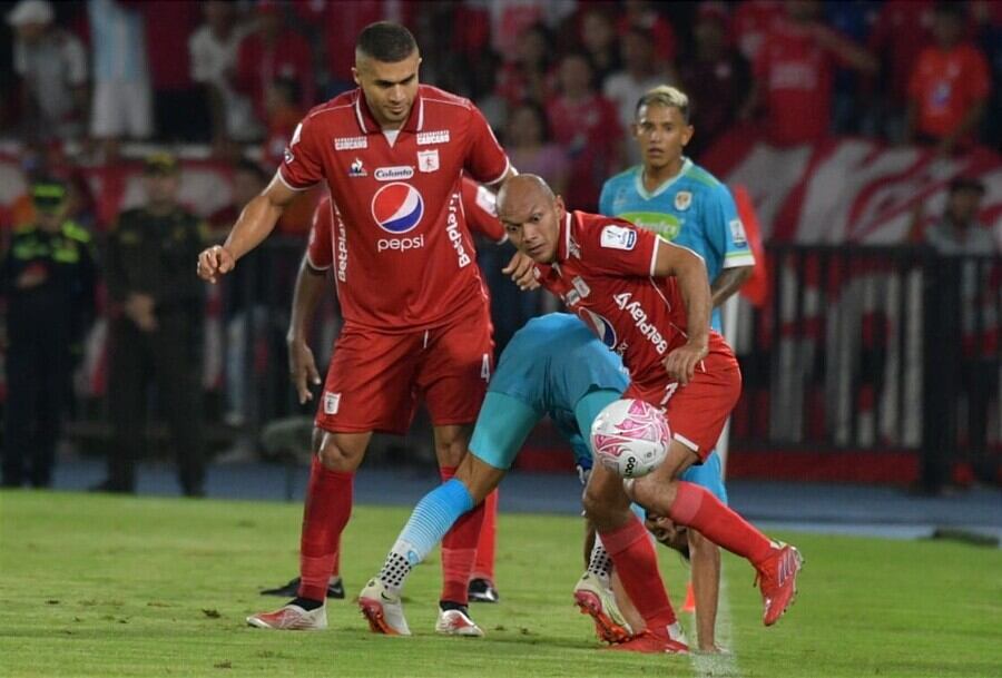 América de Cali vs. Jaguares en la Liga.