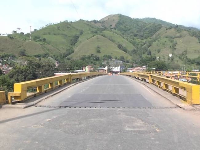 Puente de Irra entre Manizales y Medellín